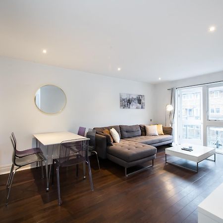 2 Bedroom Flat In Shoreditch ลอนดอน ภายนอก รูปภาพ